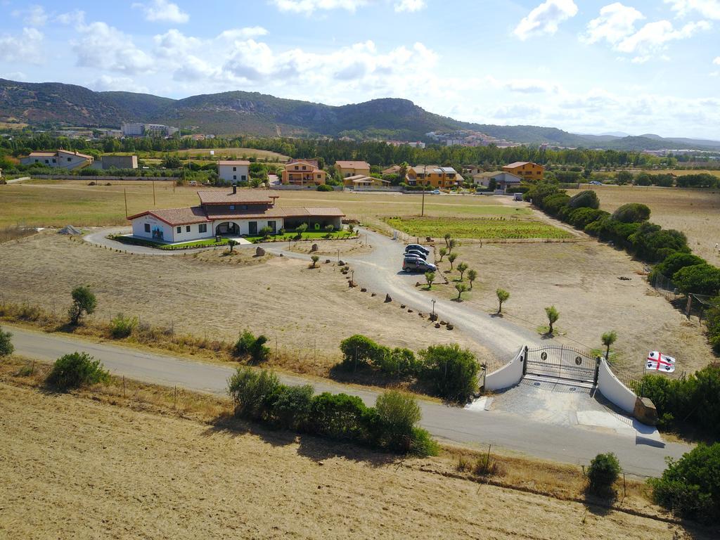 Agriturismo Sa Scalitta Carbonia Exterior photo
